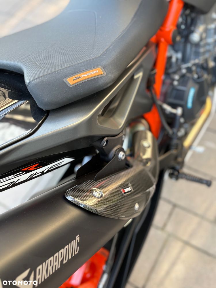 KTM DUKE 890 - 22