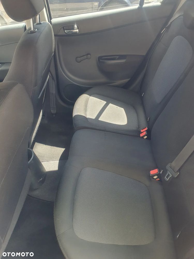 Hyundai i20 1.25 Classic + - 11