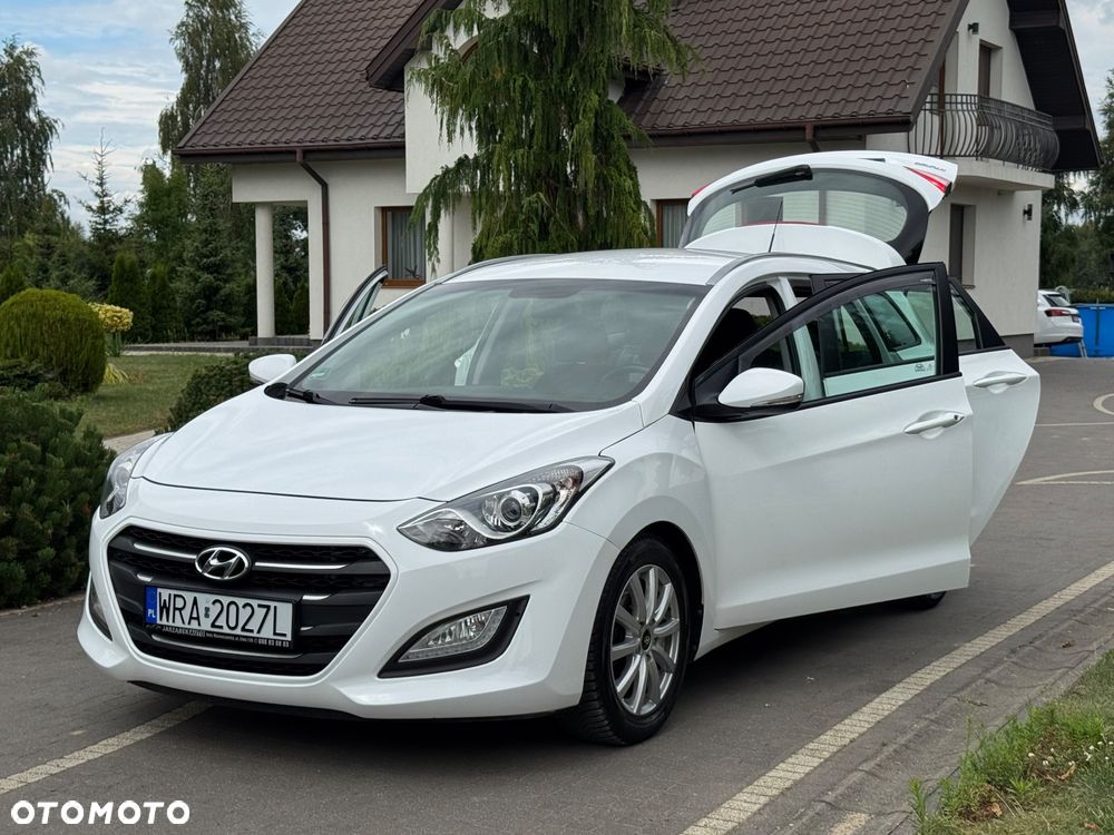 Hyundai i30 1.6 CRDI DCT Premium - 11