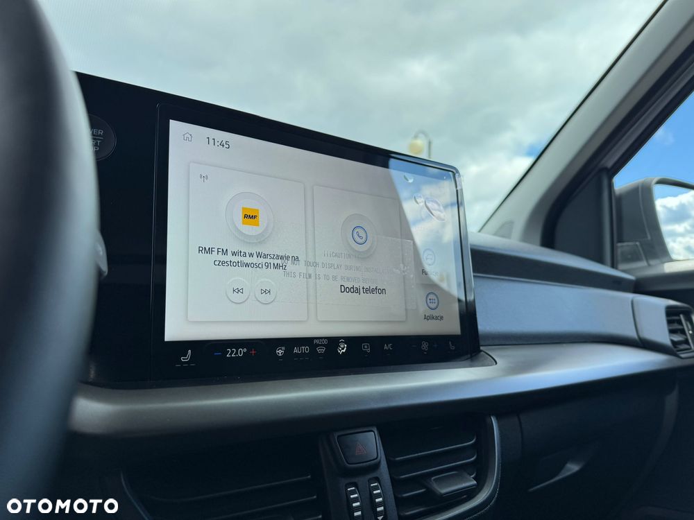 Ford Transit Courier - 23