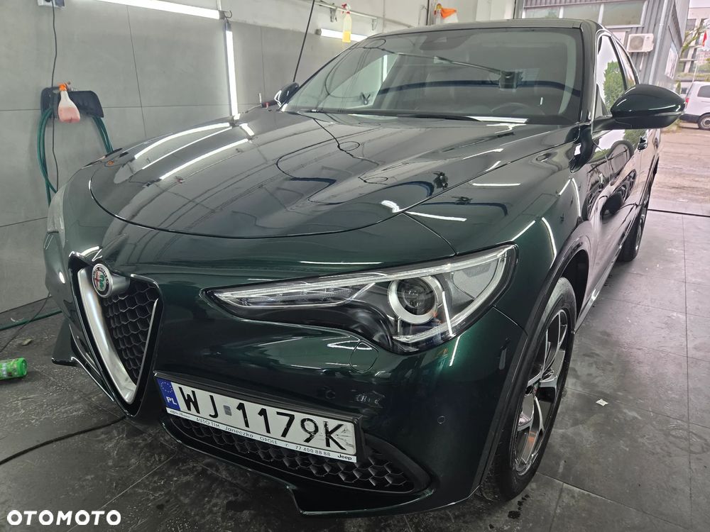 Alfa Romeo Stelvio 2.0 Turbo TI Q4 - 33