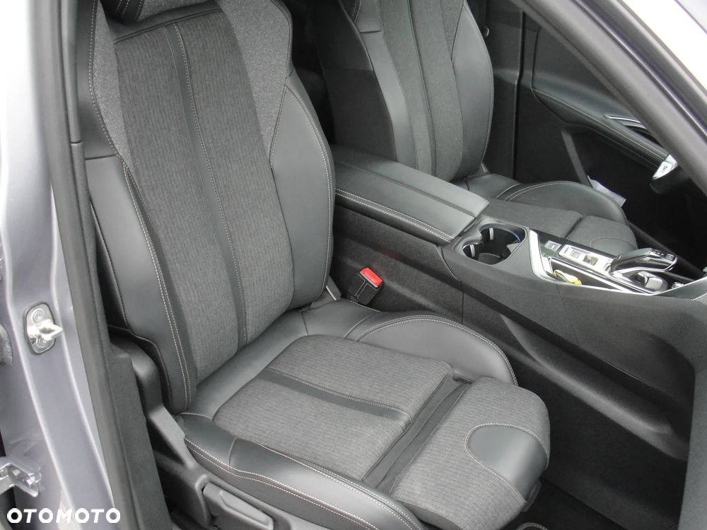 Peugeot 5008 BlueHDi 180 EAT8 GT - 8