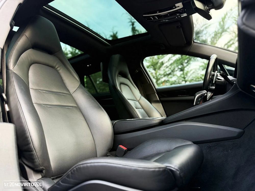 Porsche Panamera Sport Turismo 4 E-Hybrid Platinum Edition - 21