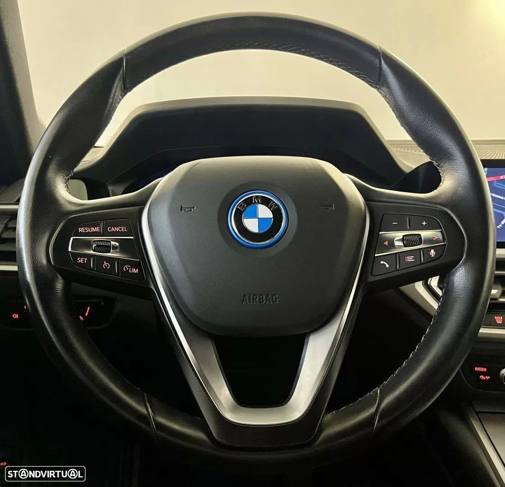 BMW 320 e Corporate Edition Auto - 19