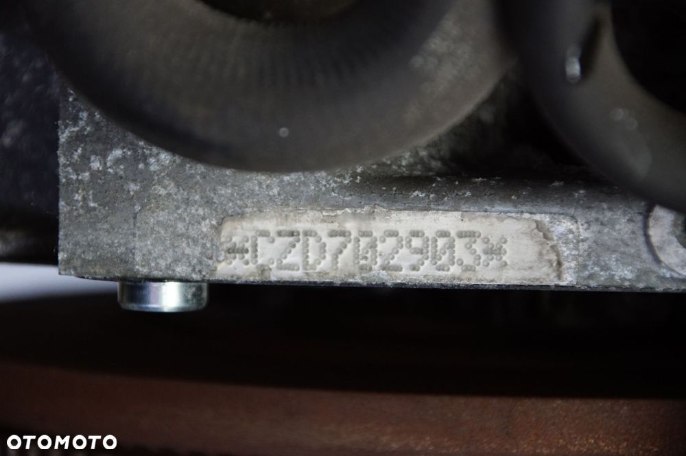 SILNIK KOMPLETNY SKODA OCTAVIA III CZD 1.4 - 5