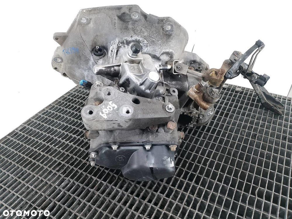 SKRZYNIA BIEGÓW MANUALNA 5 OPEL ASTRA H T4C394 1.6 16V - 4