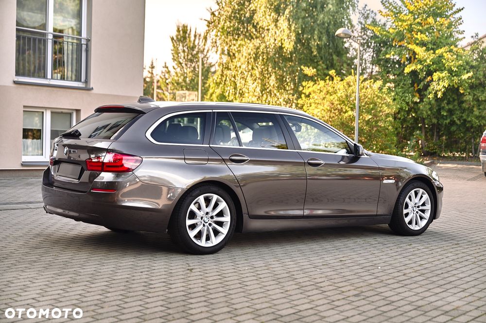 BMW Seria 5 520d - 4
