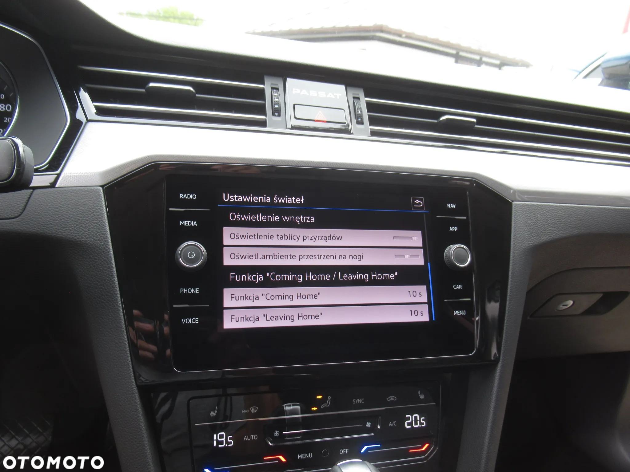 Volkswagen Passat 2.0 TSI Business DSG - 25
