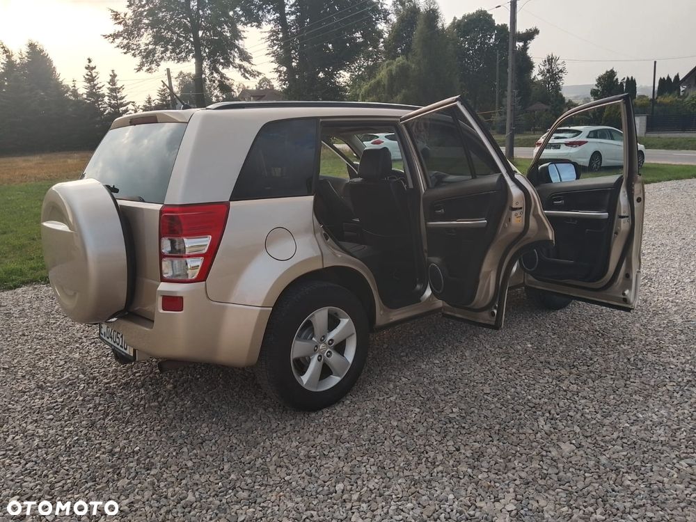 Suzuki Grand Vitara 2.4 Premium EU5 - 20