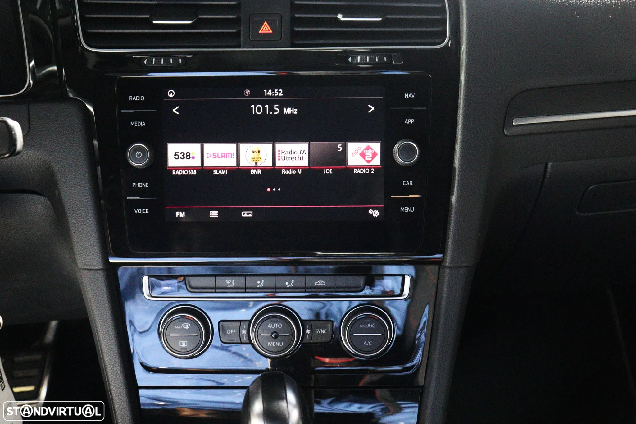 VW Golf 2.0 TSI GTI DSG Performance - 16