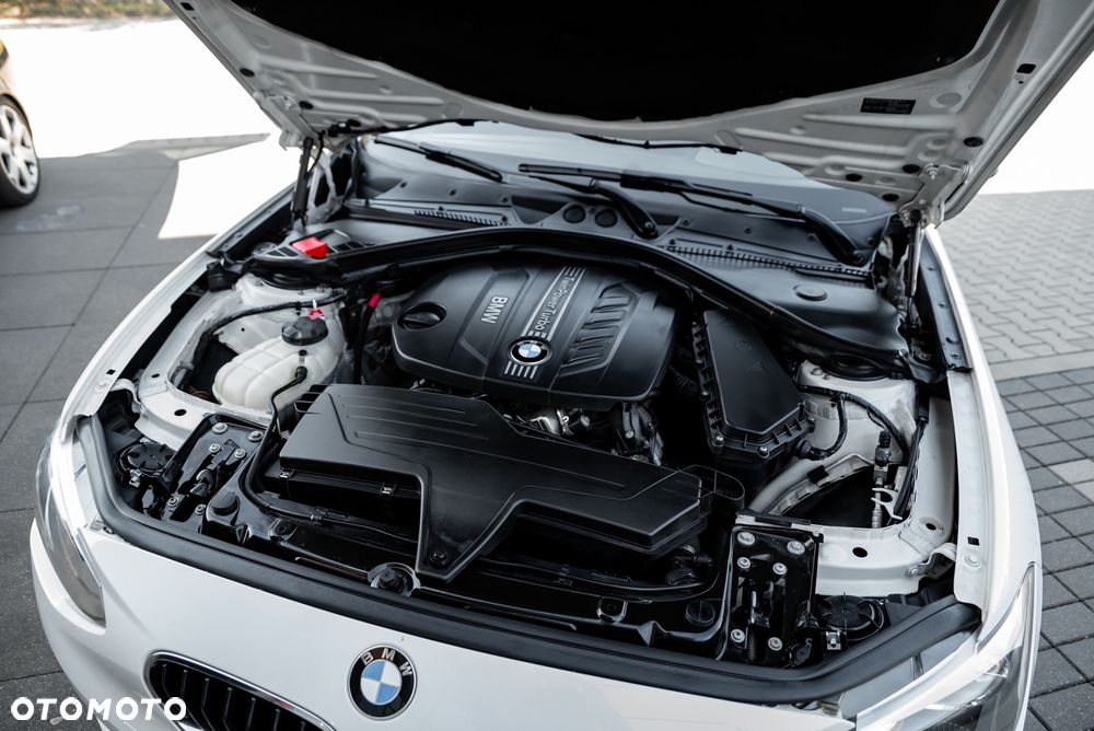 BMW Seria 1 118d Sport Line - 39