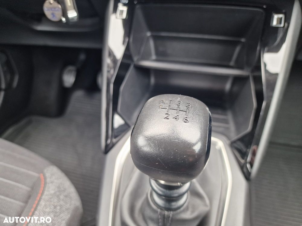 Peugeot 2008 BlueHDi 100 STOP & START Allure - 9