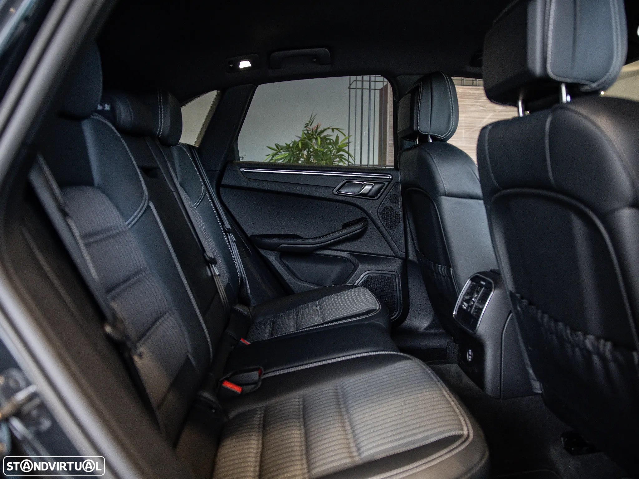 Porsche Macan T PDK - 35
