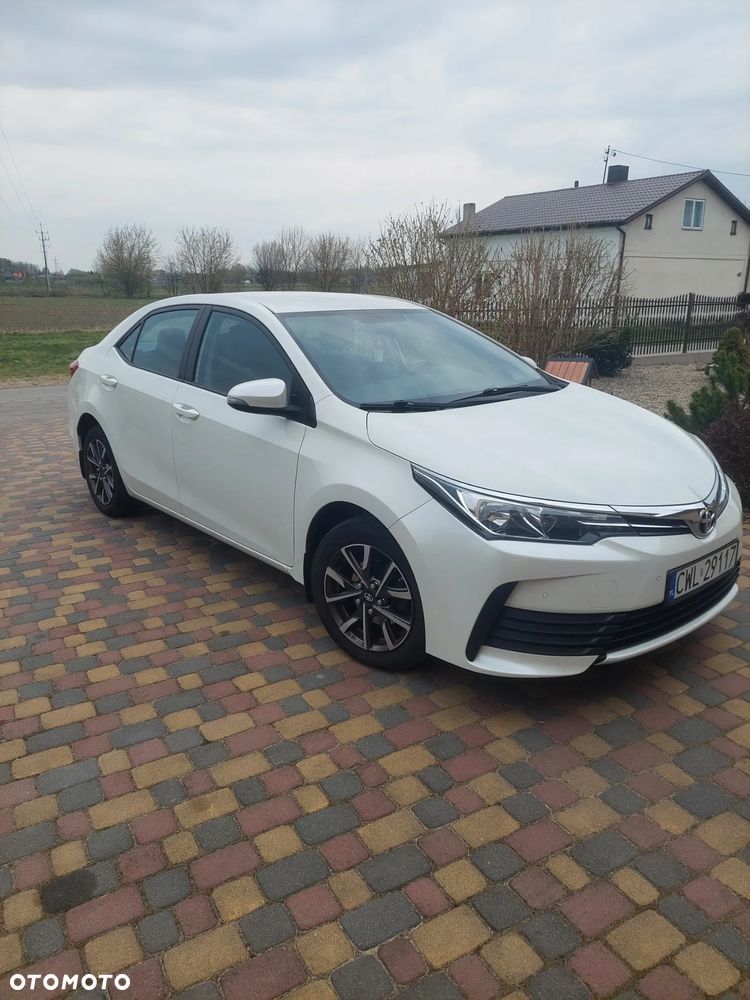 Toyota Corolla 1.6 Active - 11