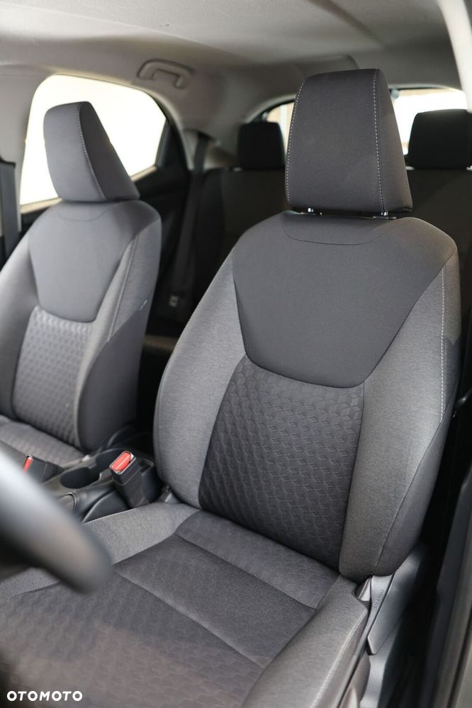 Toyota Yaris - 8