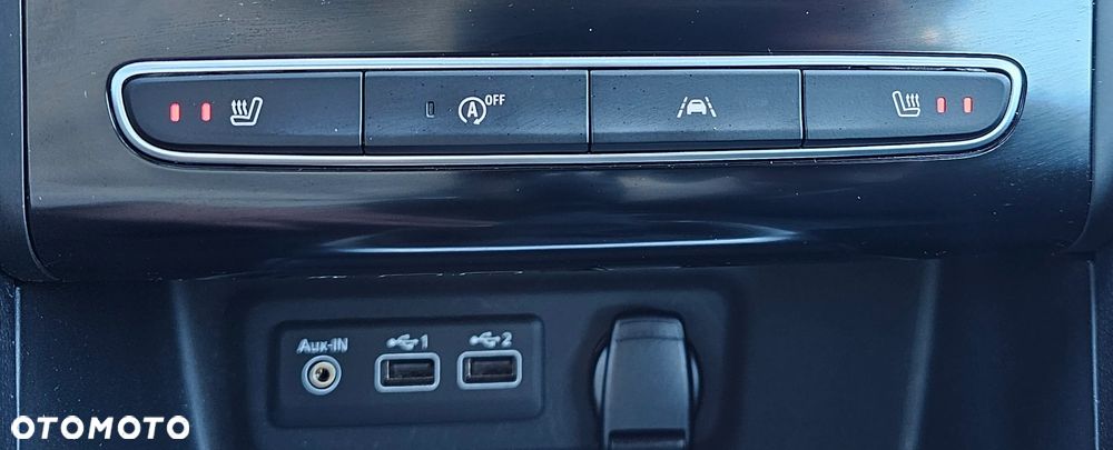 Renault Megane 1.5 Blue dCi Intens - 32