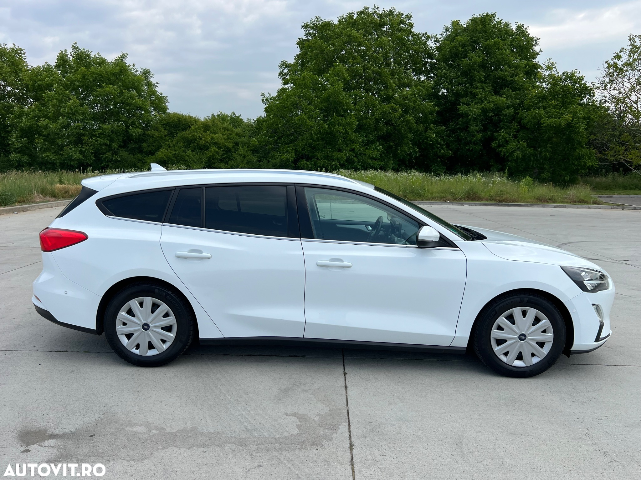 Ford Focus Turnier 1.5 EcoBlue Start-Stopp-System Aut. COOL&CONNECT - 10