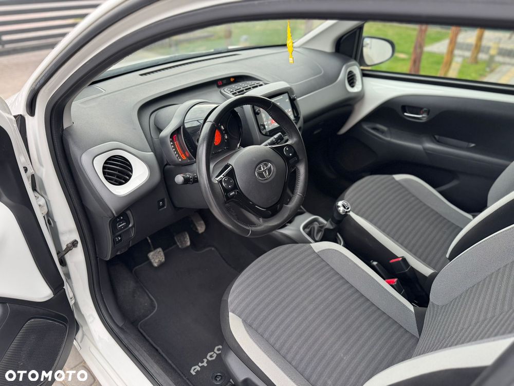 Toyota Aygo x-cite - 6