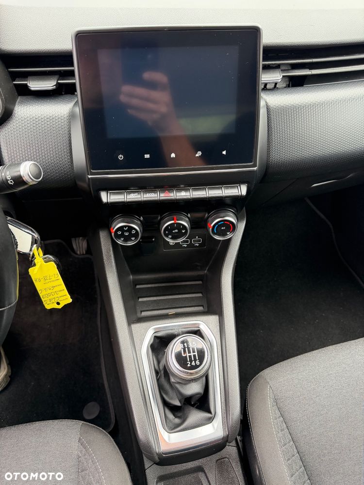 Renault Clio BLUE dCi 85 BUSINESS EDITION - 16
