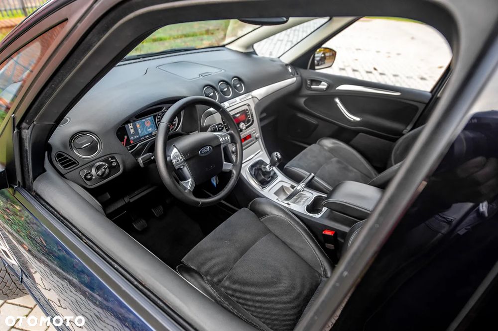 Ford S-Max 2.0 TDCi Titanium - 15