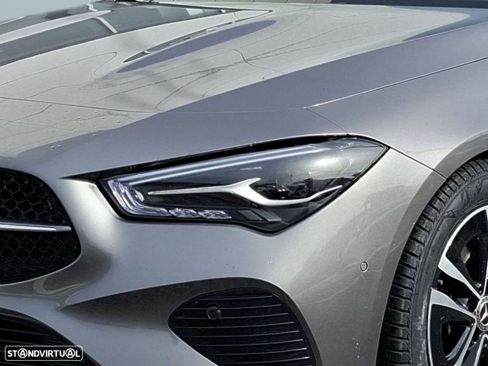 Mercedes-Benz CLA 180 d Shooting Brake AMG Line Aut. - 3