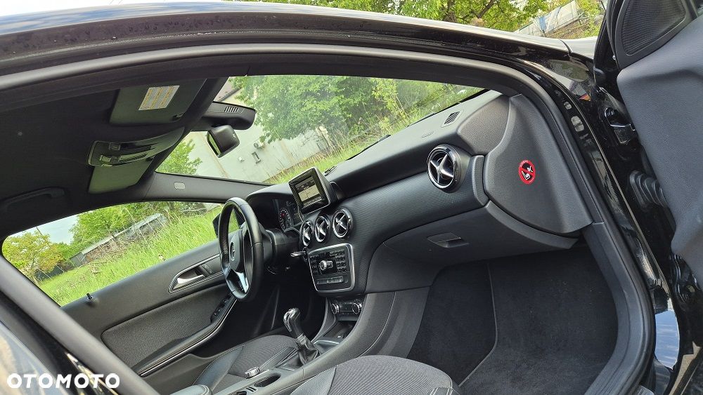 Mercedes-Benz Klasa A 180 (BlueEFFICIENCY) Urban - 9