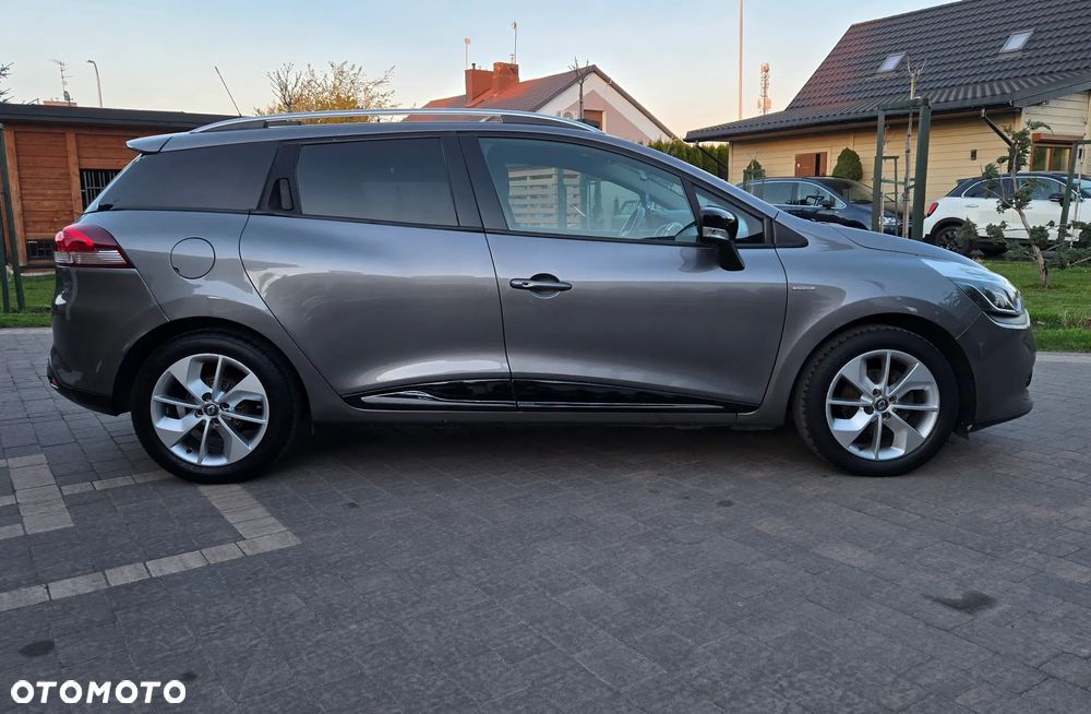 Renault Clio 1.2 16V 75 LIMITED - 5