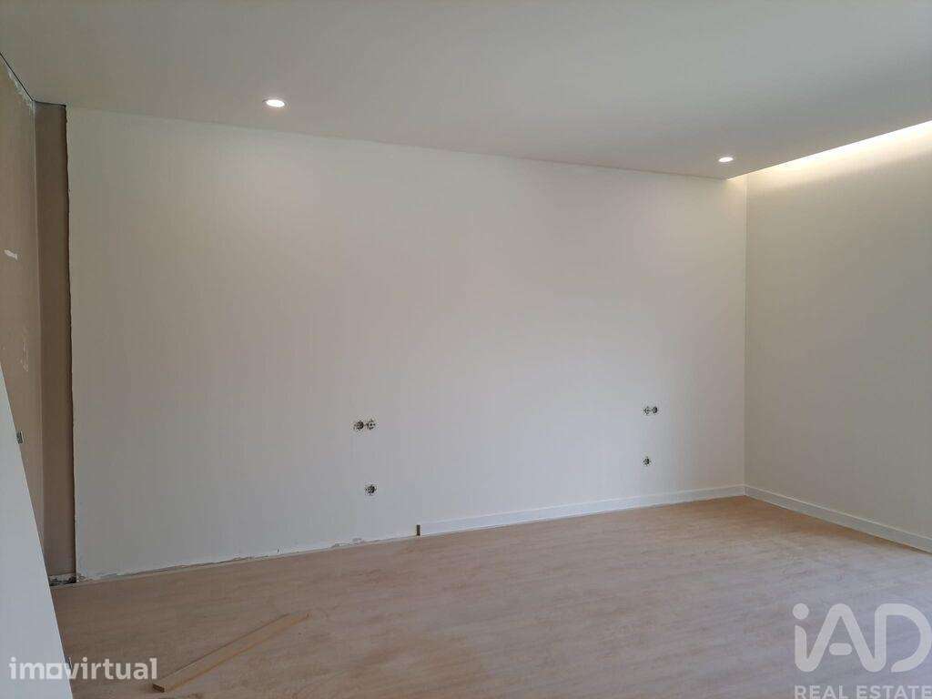 Apartamento T2 em Paranhos de 82 m2 - Grande imagem: 3/10
