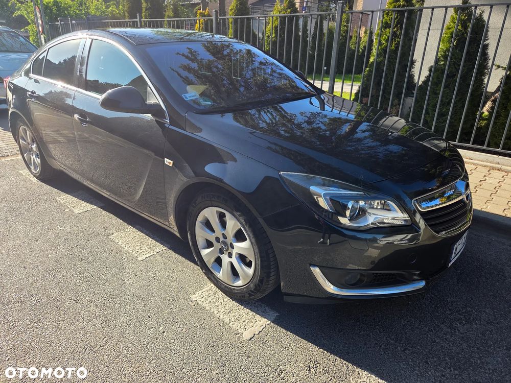 Opel Insignia - 1