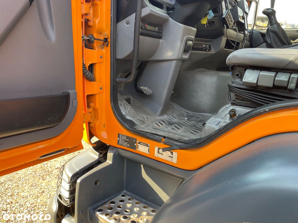 Renault Midlum. M 220.13  KERAX PREMIUM Stan !!!! Pługo-Piaskarka - 30