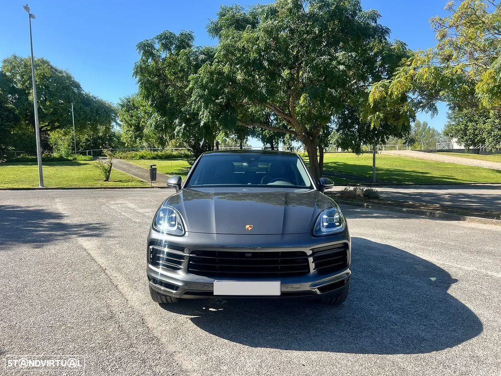 Porsche Cayenne Coupé E-Hybrid - 9