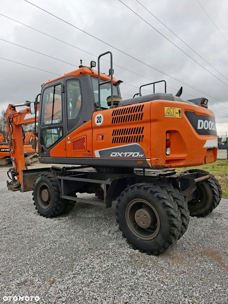 Doosan DX170W-5 - 4