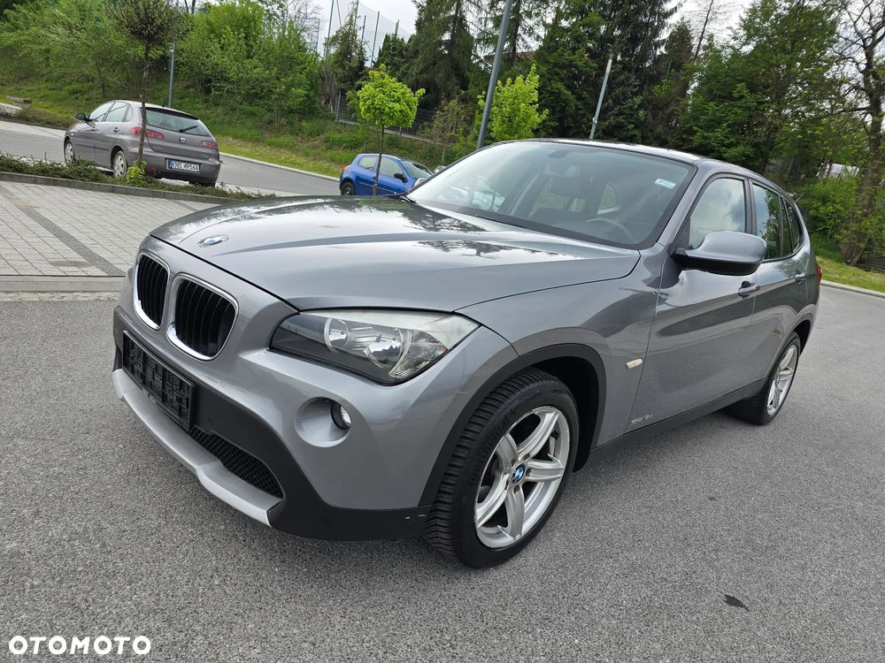 BMW X1 sDrive18d xLine - 36