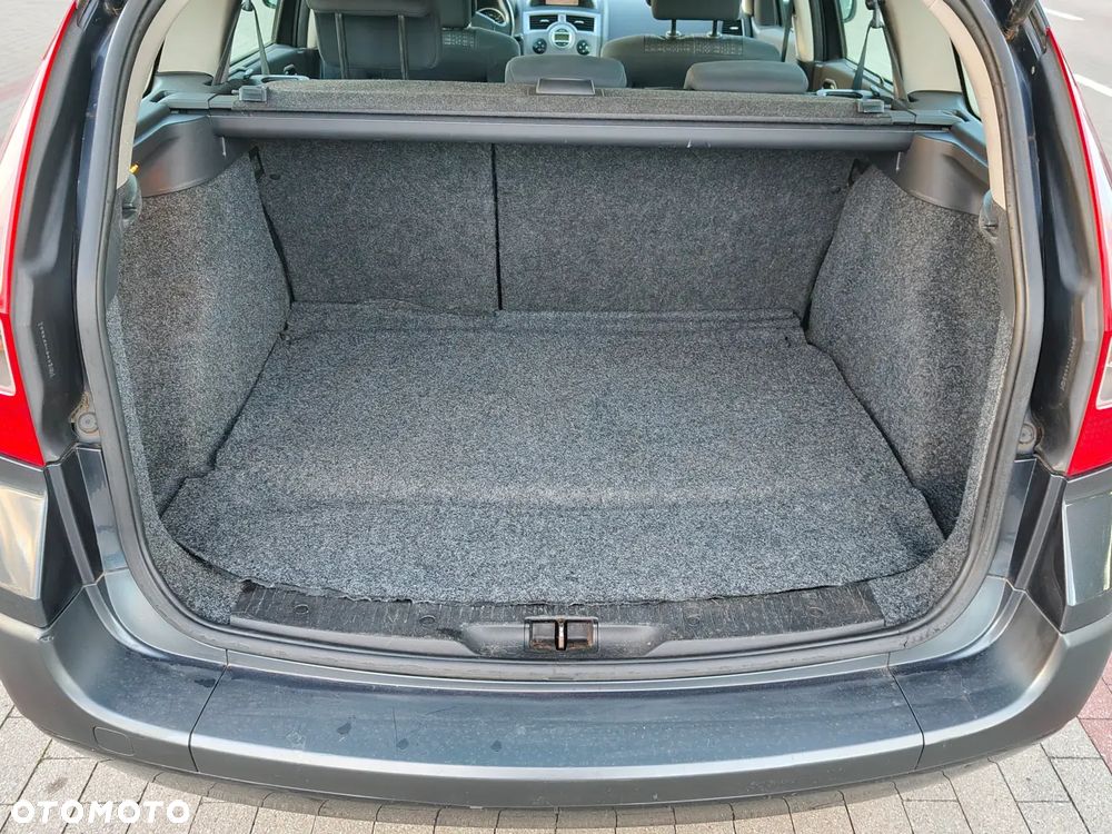 Renault Megane 2.0 Grandtour Confort Expression - 20