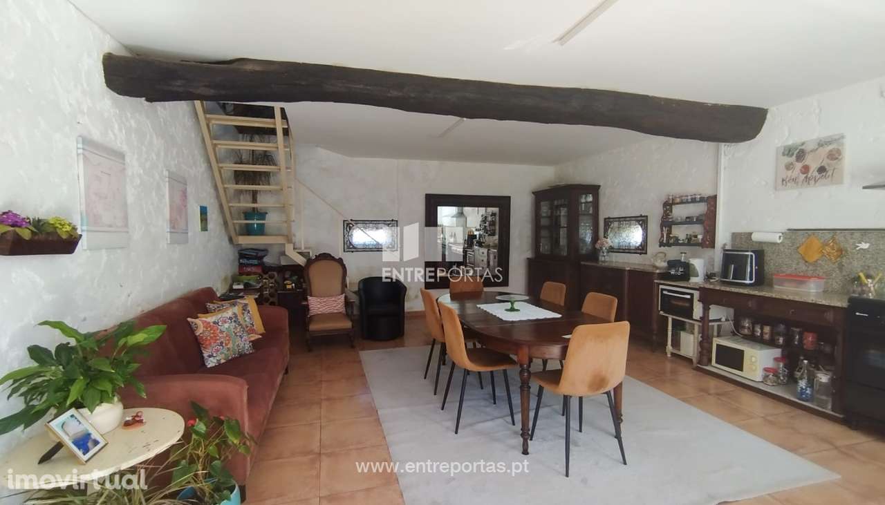 Venda de Moradia V3 rústica e isolada em Terroso, Póvoa de Varzim - Grande imagem: 2/22