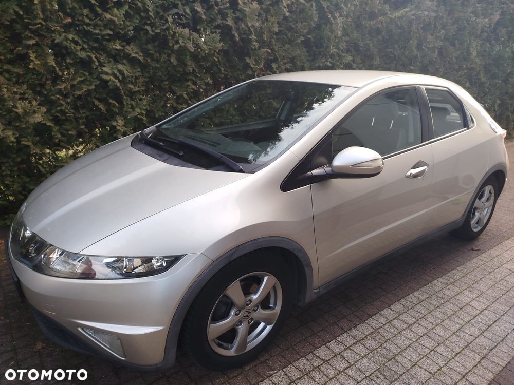Honda Civic 1.8 Comfort - 1