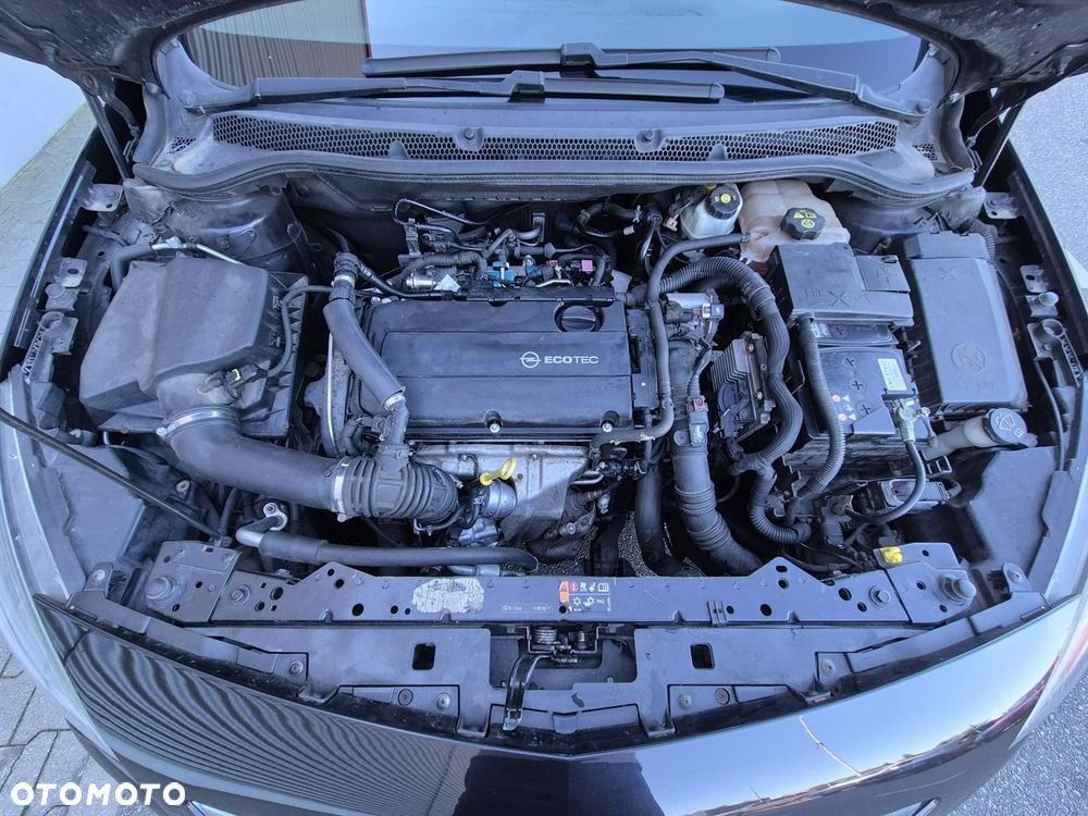 Opel Astra 1.6 T Sport - 41