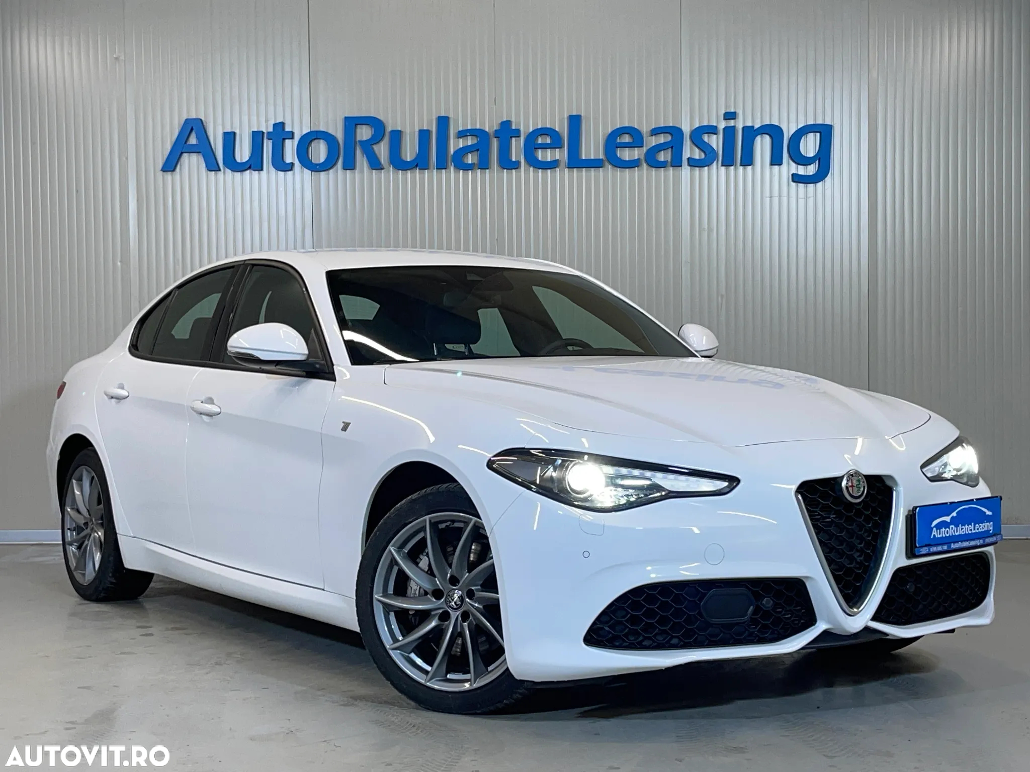 Alfa Romeo Giulia 2.0 Turbo AWD AT8 Ti - 2