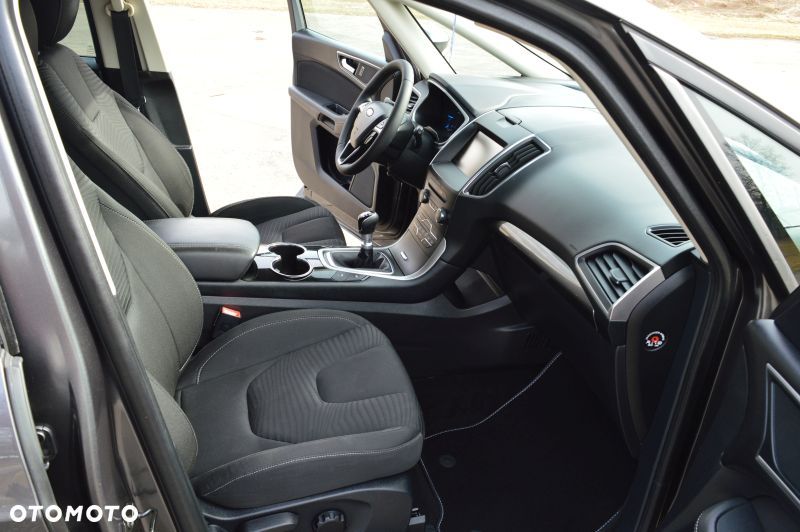 Ford S-Max - 31