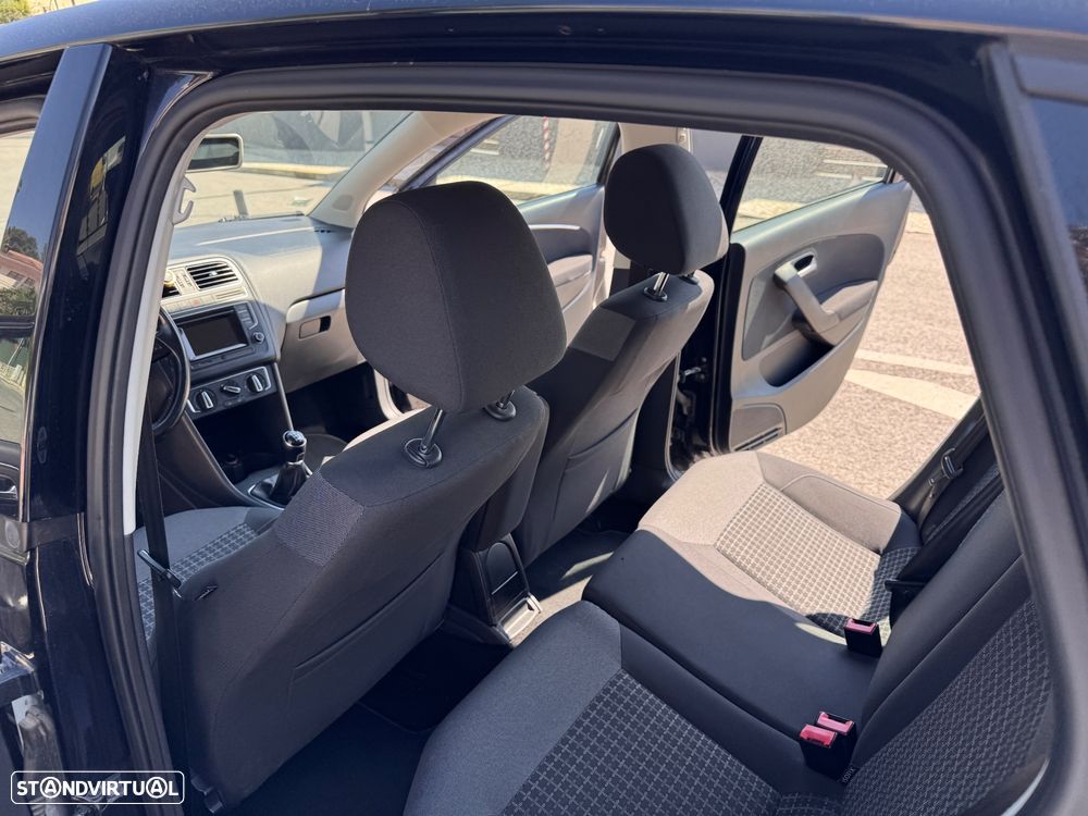 VW Polo 1.0 Trendline - 16