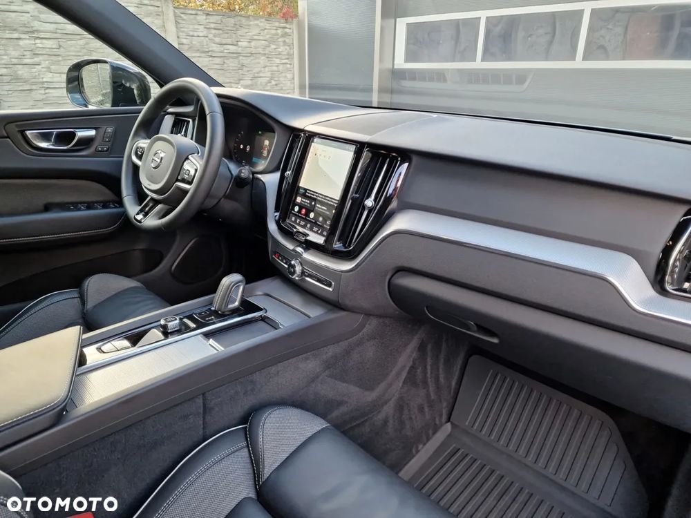 Volvo XC 60 B4 D Geartronic RDesign - 29