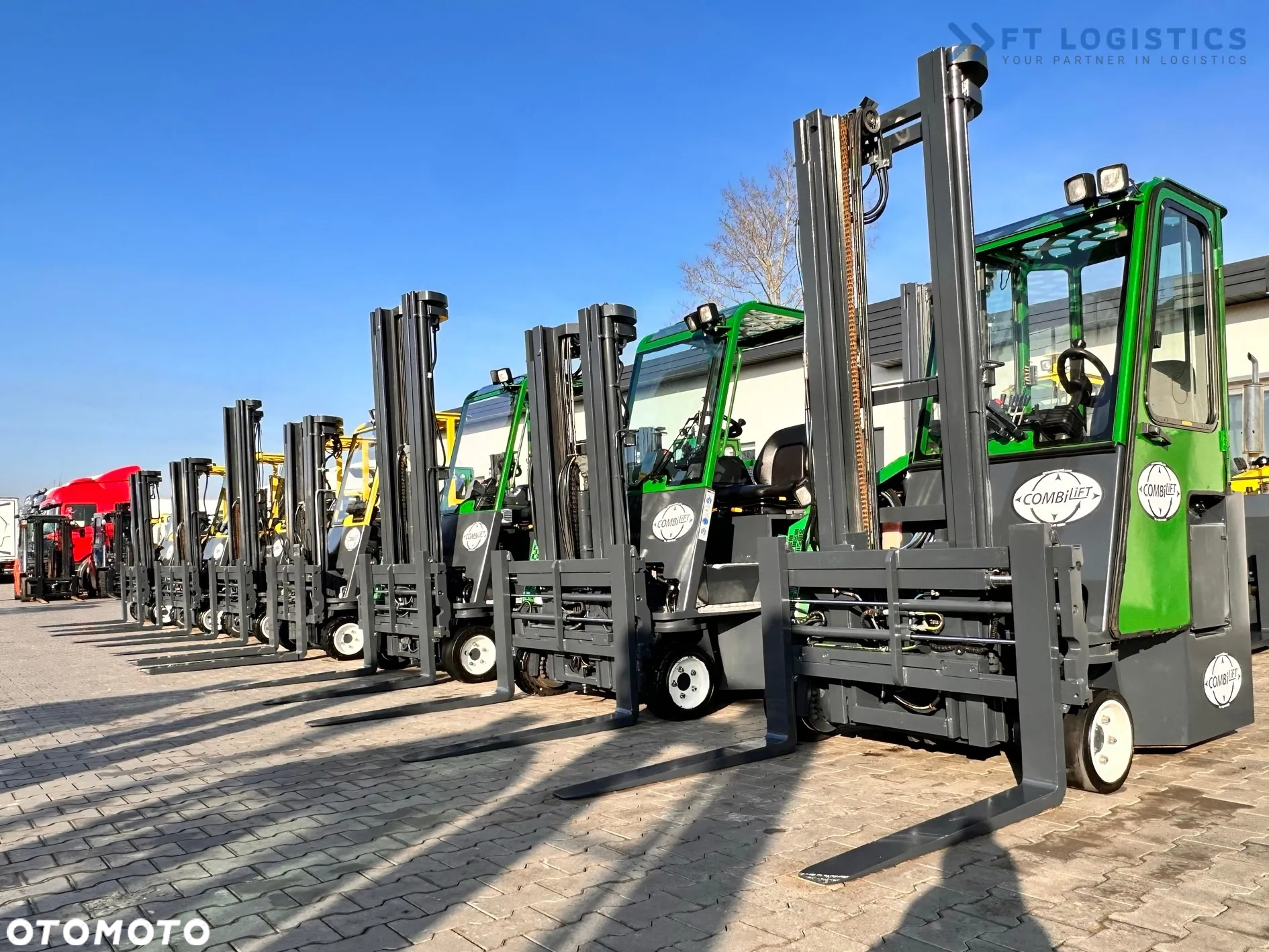 Combilift C3000CB / LPG / TRIPLEX - 4900MM / LPG / WOLNY SKOK / POZYCJONER / PRZESÓW WIDEŁ / JEDYNIE 7454 MTH / JAK NOWY - 34
