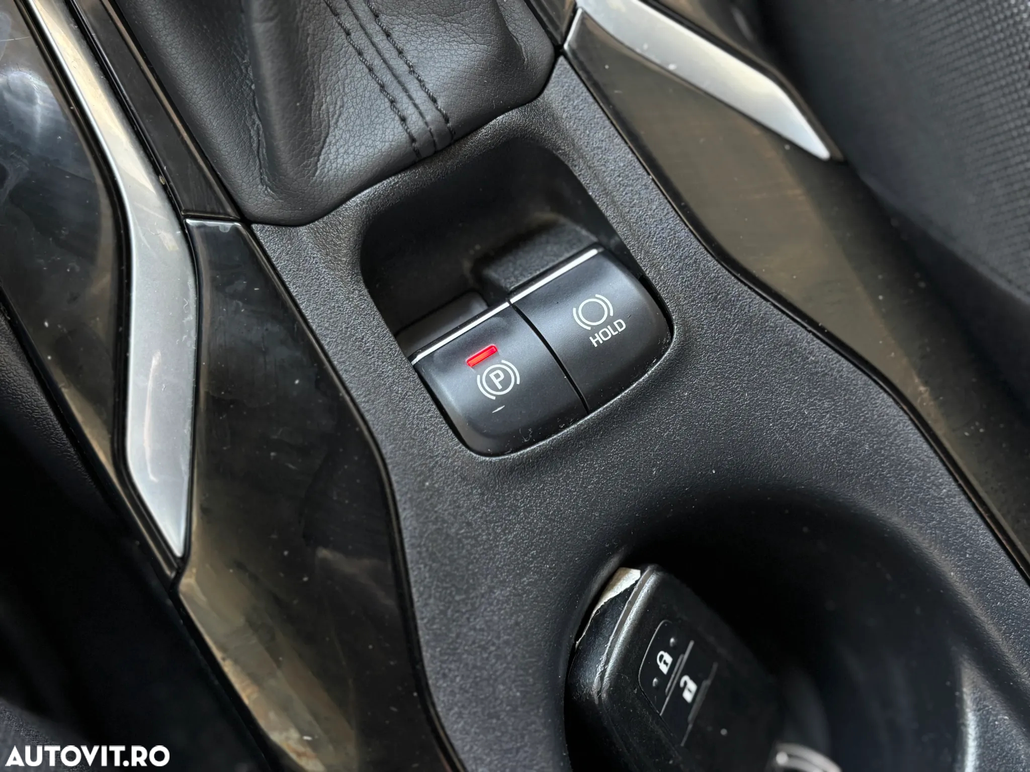 Toyota Corolla 1.8 Hybrid - 22