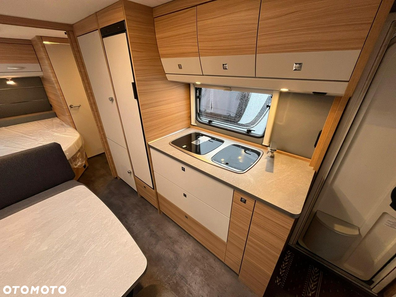 Dethleffs Camper 560 FMK - 11