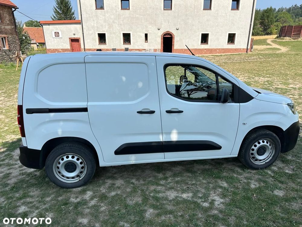 Citroën Berlingo VAN BLUE HDI 130 S@S CLub 1000 - 6