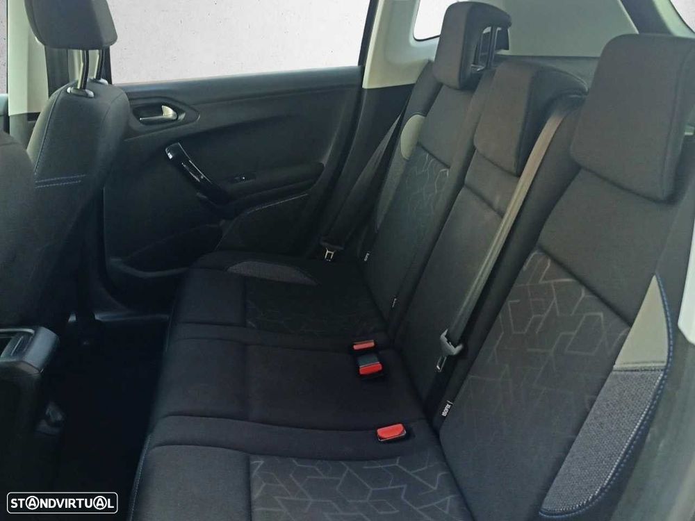 Peugeot 2008 1.2 PureTech Style - 10