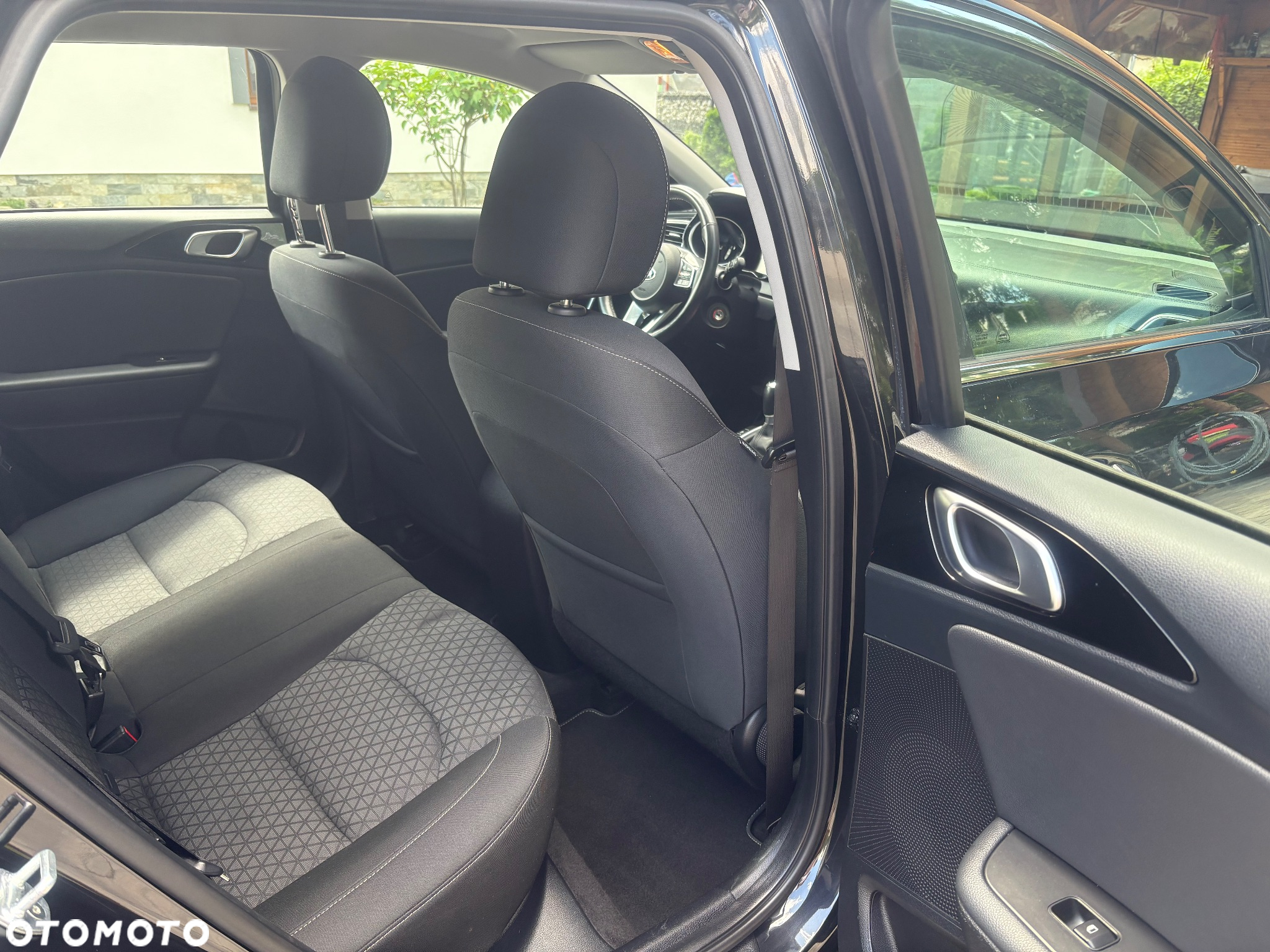 Kia Ceed - 15