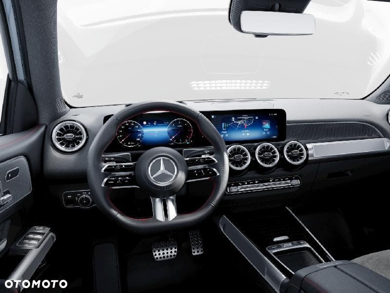 Mercedes-Benz GLB - 6