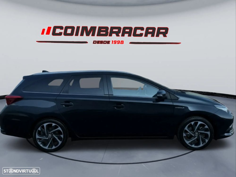 Toyota Auris Touring Sports 1.8 HSD Comfort +P.Sport+Navi - 3