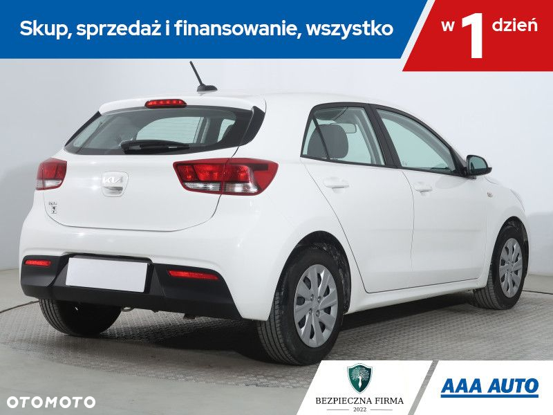 Kia Rio - 6